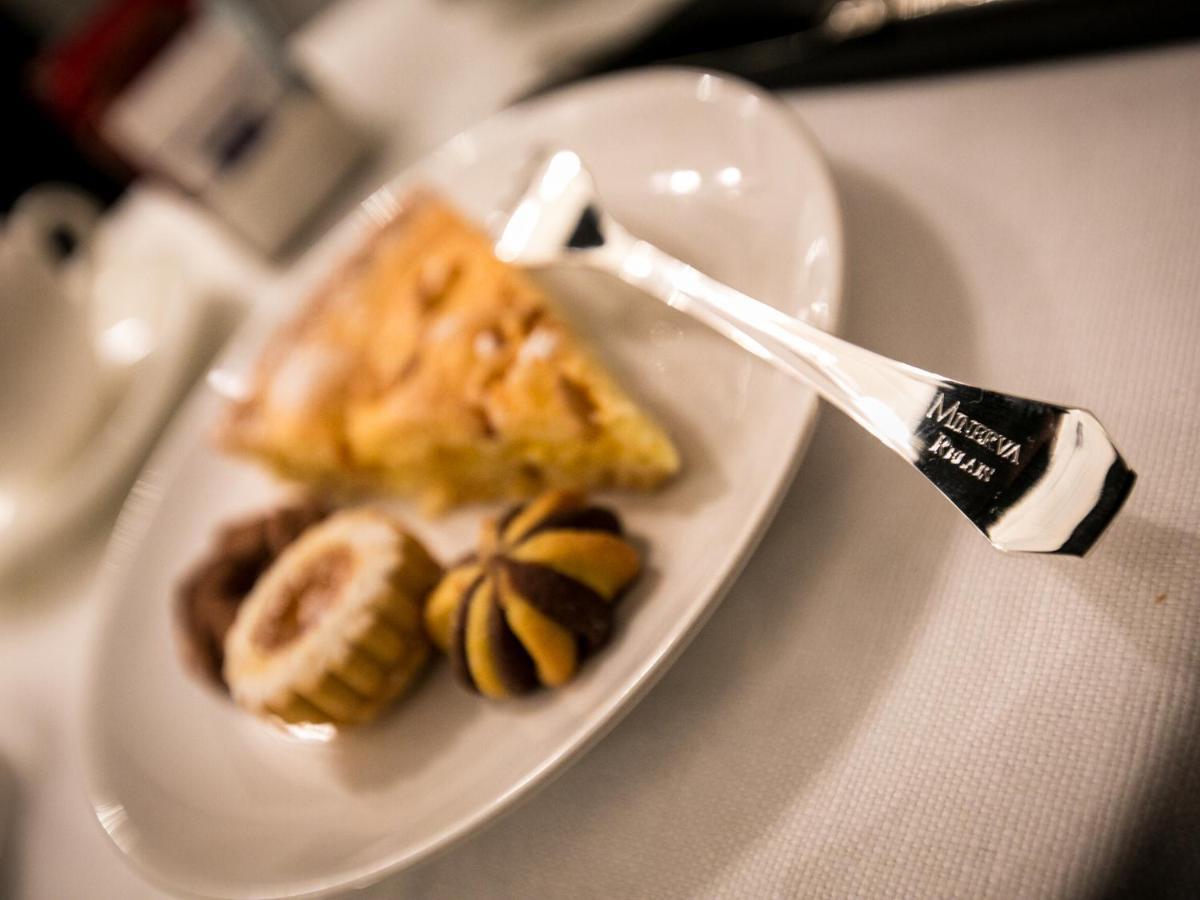 Bed and Breakfast Minerva Relais Рим Экстерьер фото