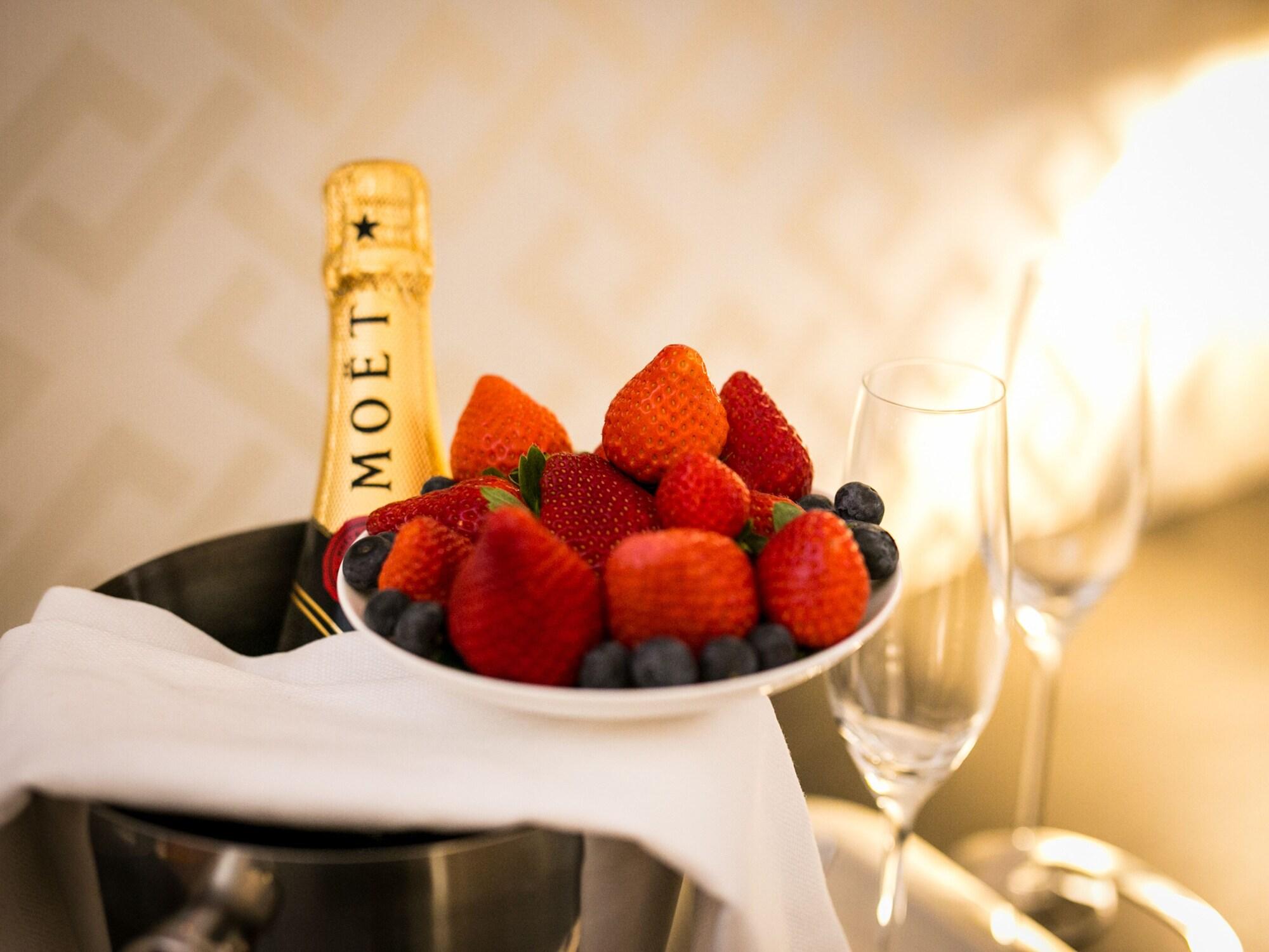 Bed and Breakfast Minerva Relais Рим Экстерьер фото