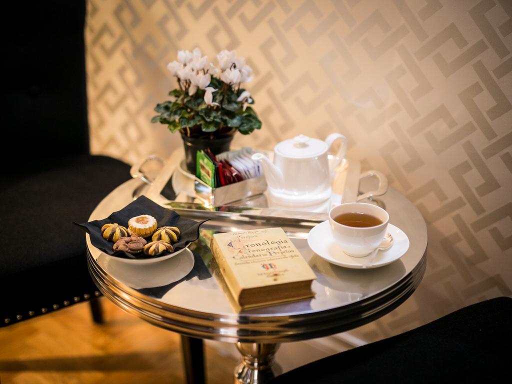 Bed and Breakfast Minerva Relais Рим Экстерьер фото
